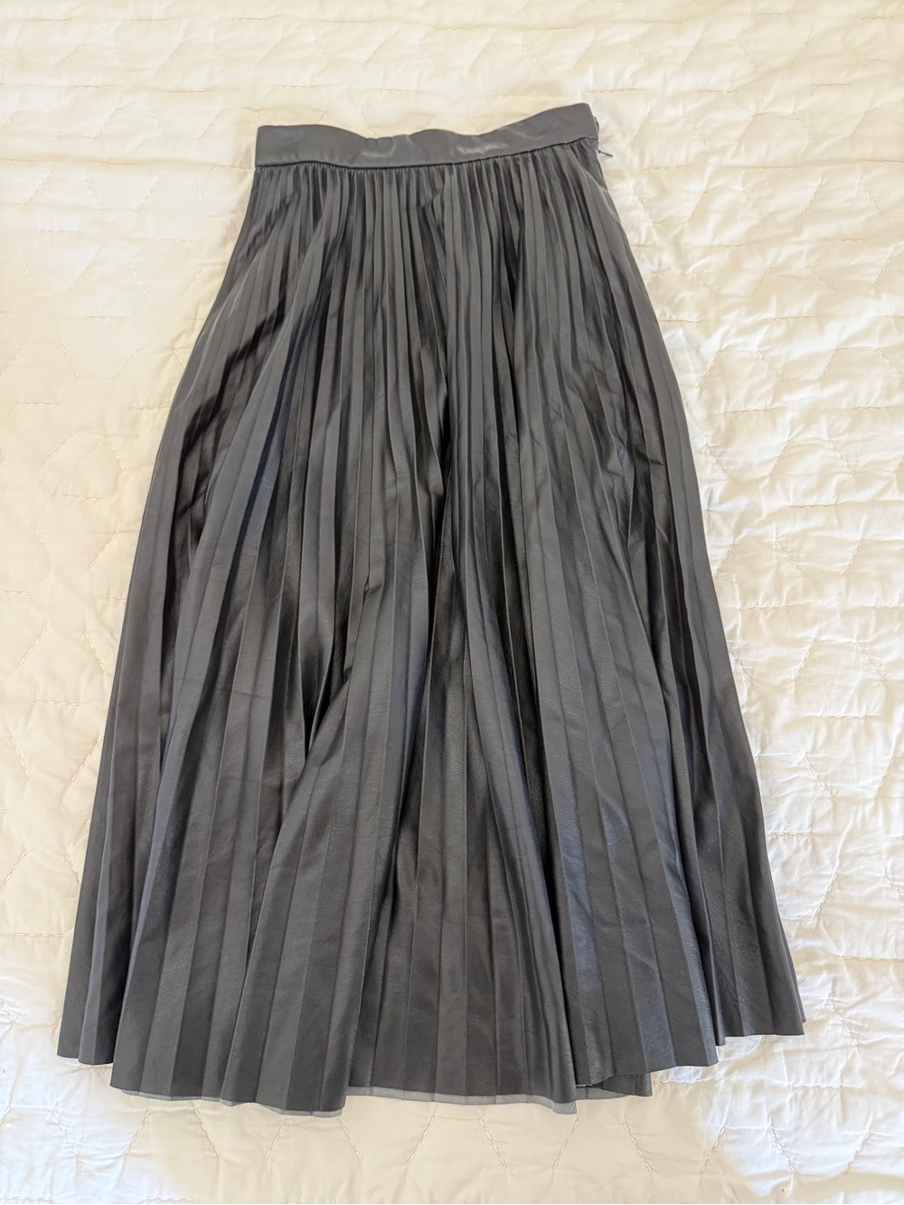 Wilfred Black Faux Leather Pleated Midi Skirt